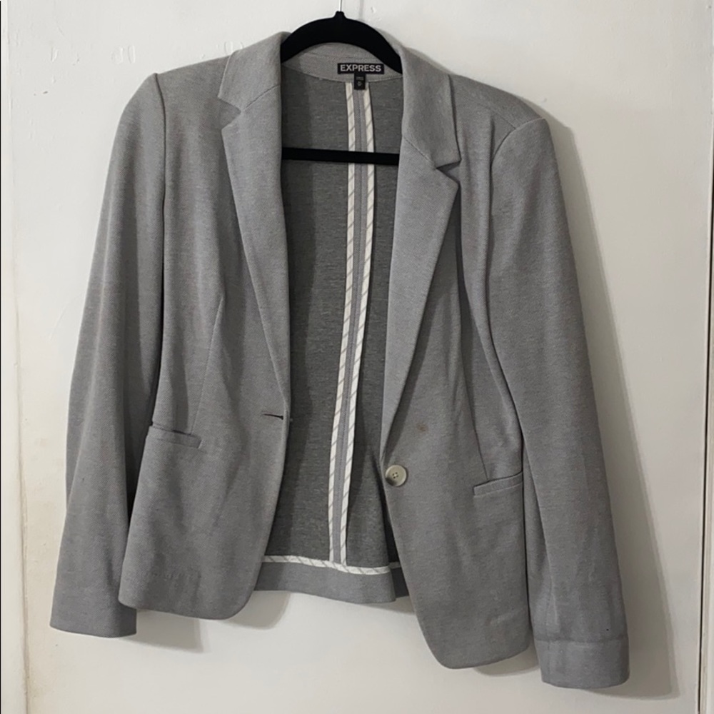 Gray blazer